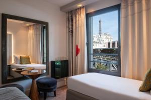 The Parisis - Paris Eiffel Tower - How To Book Your Stay