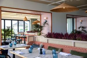The Relais Cooden Beach - Nearby Attractions and Activities