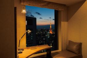 The Royal Park Hotel Iconic Tokyo Shiodome - Nearby Areas and Accessibility