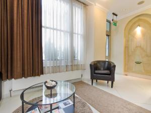 The Royale Chulan Hyde Park Hotel - Nearby Attractions