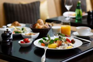 The Tokyo Station Hotel - Value and Convenience