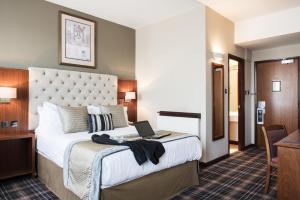 The Vermont Hotel & Vermont Aparthotel - Questions About Staying Here