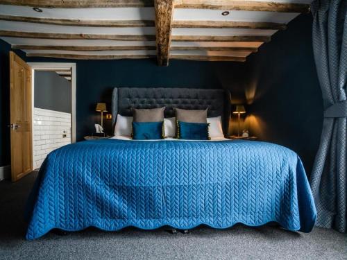 The Vicarage - Questions About Staying Here