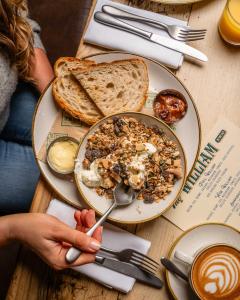 The William - Nearby Attractions