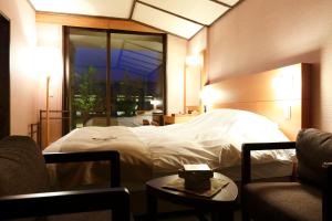 Tokinoniwa - Booking Information