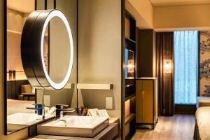 Tokyo Bay Shiomi Prince Hotel - Policies and Fees