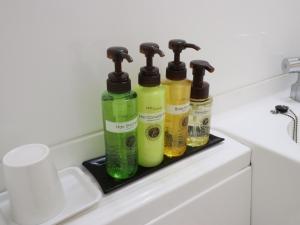 Tokyo Inn - Transportation and Parking