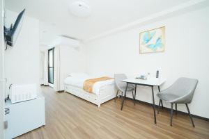 Tokyo Real Real Hotel 301 - Safety and Security Features