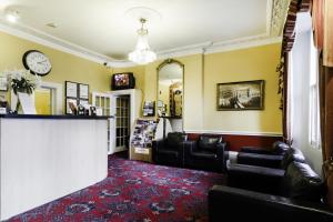Tudor Court Hotel - Payment and Cancellation Information