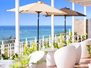 Umi No Terrace Yomitan Toya - Dining and Dining Experiences