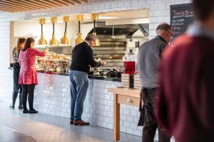 Voco Winchester Hotel & Spa, an IHG Hotel - Questions About Staying Here