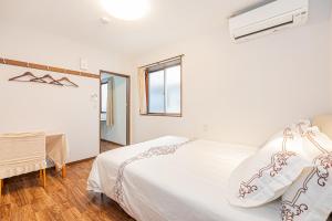 W Hostel - Booking Information