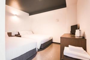 WAYFARER Shinsaibashi - Policies and Regulations