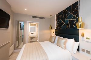 West End Lane II - Booking Information