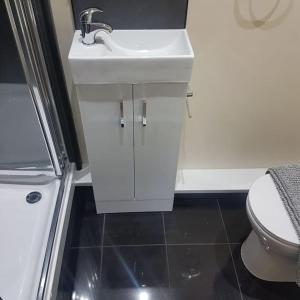 79 Chats - Good To Know