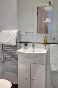 Best Western Chiswick Palace & Suites London - Worth The Stay