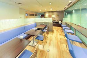 Best Western Osaka Tsukamoto - Room Types and Amenities