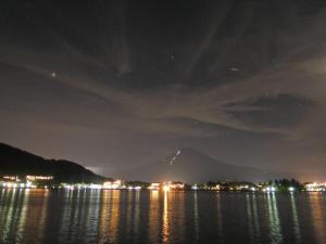 Breezbay Lake Resort Kawaguchiko - Transportation and Accessibility