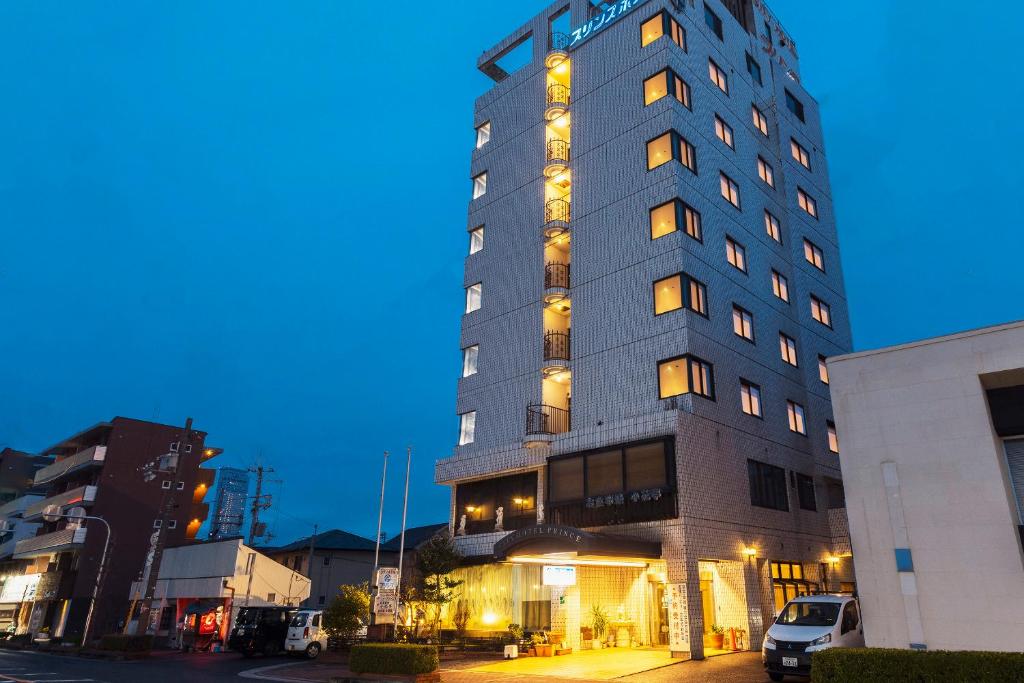 City Hotel Air Port in Prince Review