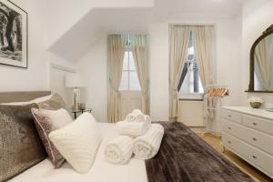 Discounted Flat W Lovely Terrace Near Kings Road - Worth The Stay