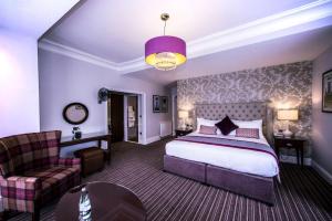 DoubleTree by Hilton Cheltenham - Questions About Staying Here