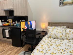 Grand Bleu - London - Next to Piccadilly Line Tube Station & Brand New Facilities - Worth The Stay