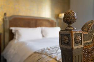 Grays Court Hotel - How to Book Your Stay