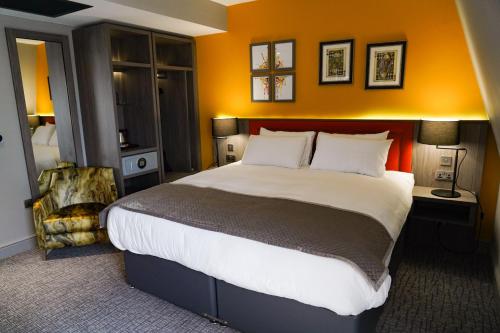 Great North Hotel - Questions About Staying Here