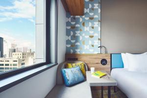 Holiday Inn Express Osaka City Centre- Midosuji, an IHG Hotel - Accessibility and Facilities