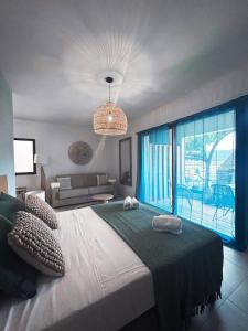 Hotel A Stretta - Policies and Booking Details