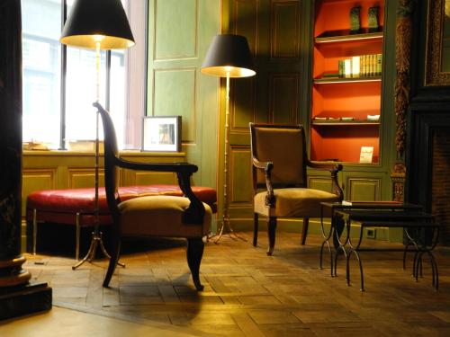 Hotel Du Vieux Marais - About Staying Here