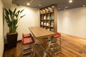 HOTEL MYSTAYS Shinsaibashi - On-site Dining Options