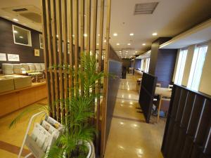 Hotel Route-Inn Osaka Honmachi - Transport Links