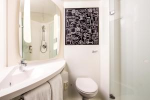 Ibis London Docklands Canary Wharf - Worth The Stay