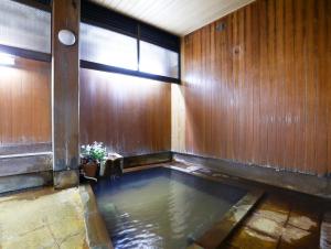 Ikariya Ryokan - Policies and Guest Information