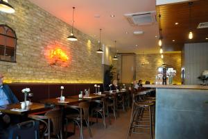 Kings Cross Inn Hotel - Nearby Attractions and Activities