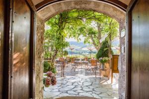 La Bastide De Moustiers - Hotel and Restaurant - Teritoria - How To Book Your Stay