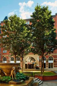 Leeds Marriott Hotel - Questions About Staying Here