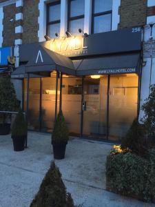 Lyall Apartment Hotel - Worth The Stay