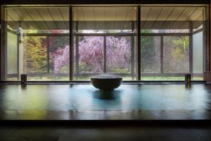 Oushuku Onsen Choeikan - Accessibility and Transportation