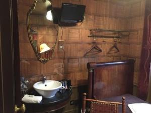 Pavilion Hotel - Worth The Stay