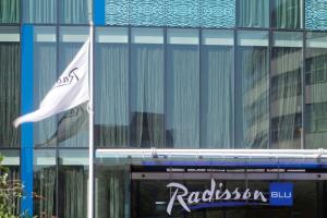 Radisson Blu Hotel, Birmingham - Questions About Staying Here