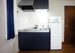 RoNa Hotel - Special Features and Services