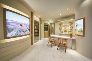 Royal Park Hotel - Frequently Asked Questions