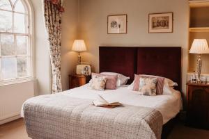 The Boars Head - Questions About Staying Here
