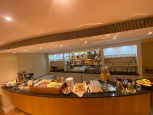 The Darlington Hyde Park - Worth The Stay