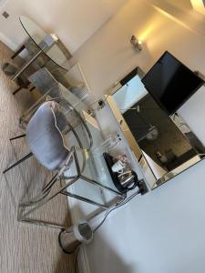 The Mount Country Manor Hotel & Golf Wolverhampton - Questions About Staying Here