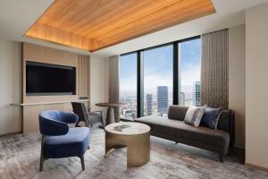 THE OSAKA STATION HOTEL, Autograph Collection - Frequently Asked Questions
