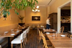 TRUNK(HOTEL)CAT STREET - Frequently Asked Questions
