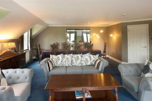 Woodbury Park Hotel & Spa - Questions About Staying Here